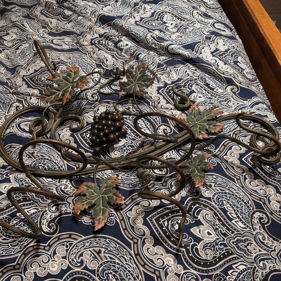 Several items - Picture 5 of 12